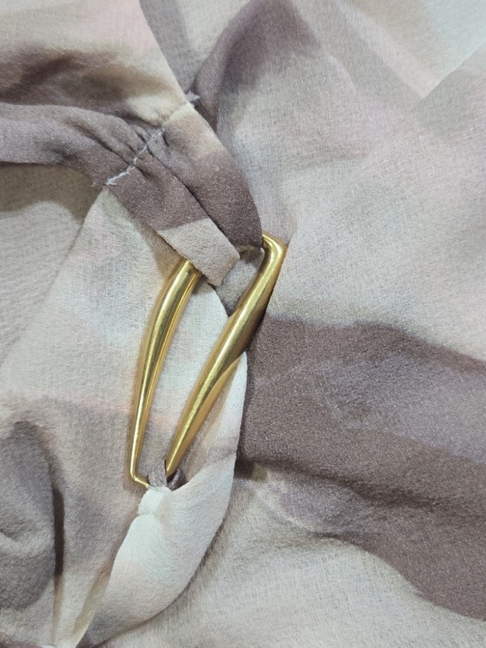 Donna Karan Gold Hardware Top Medium - Picture 3 of 3
